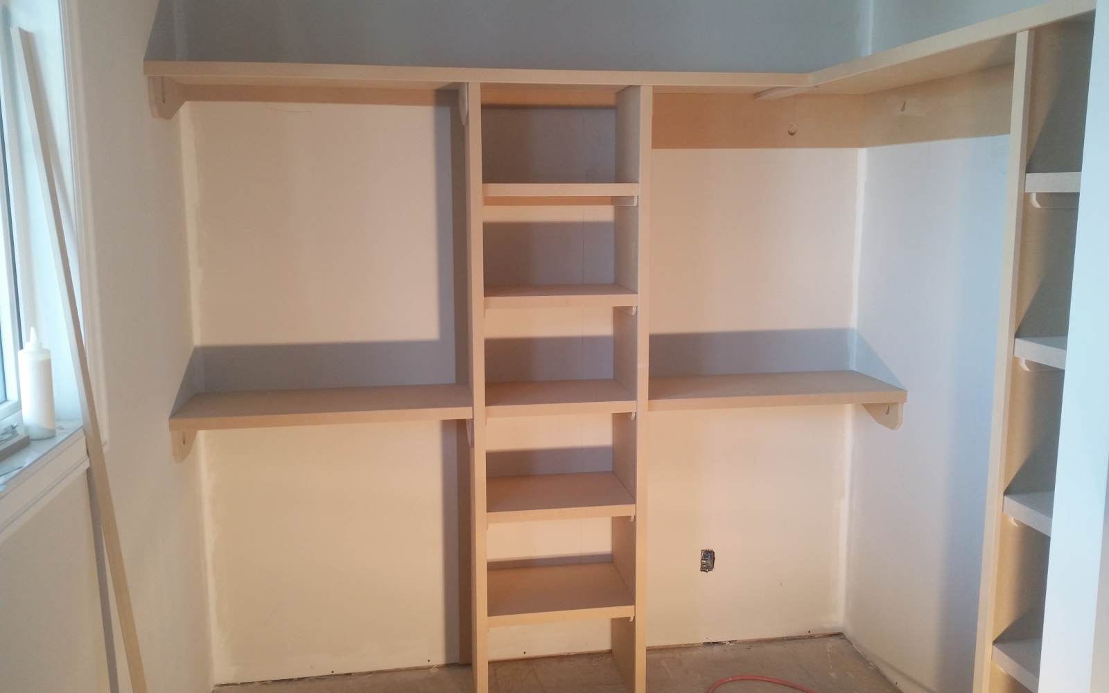 Walk-in Closet